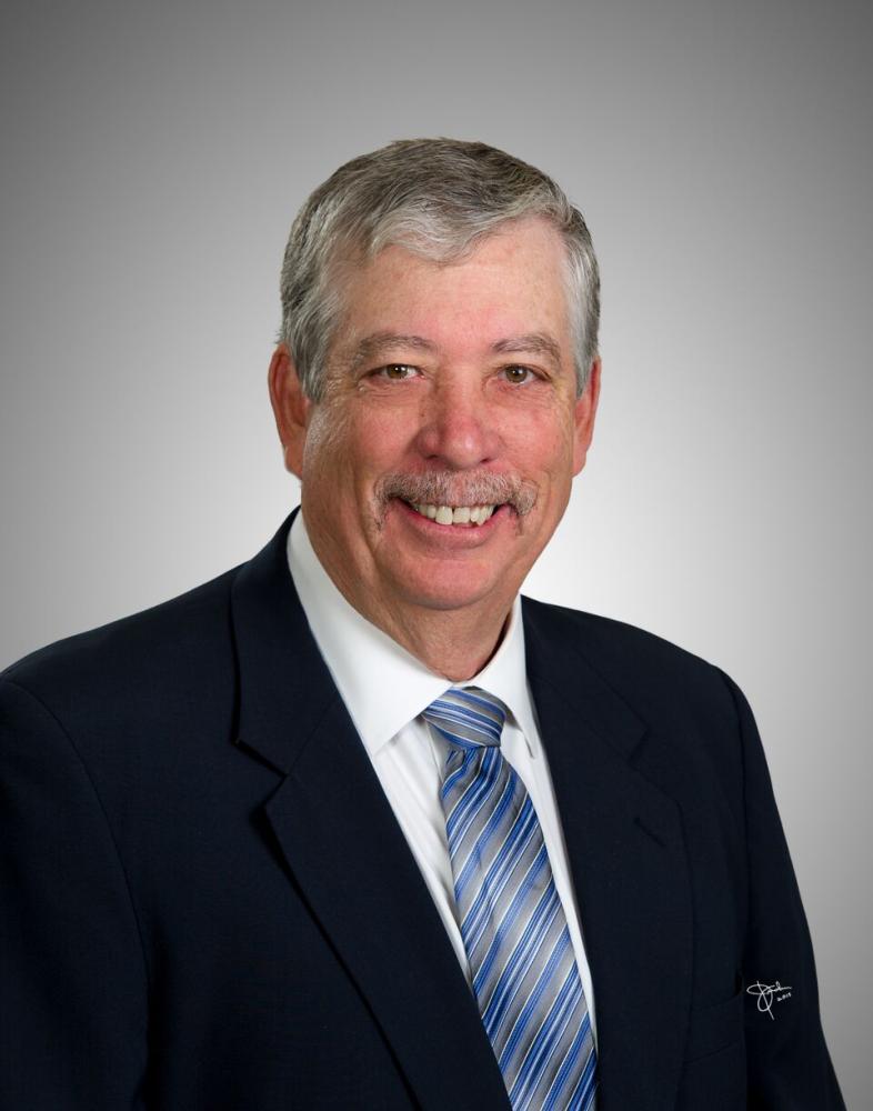 Bruce Elliott